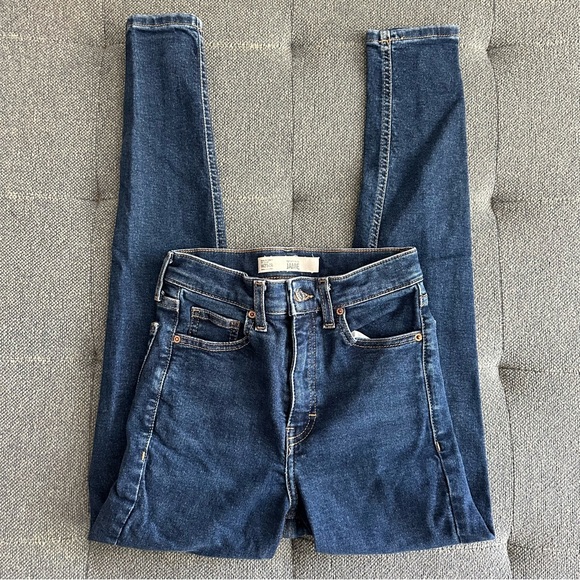 Topshop Jamie High Waisted Jeans in Rich Blue - Picture 9 of 10